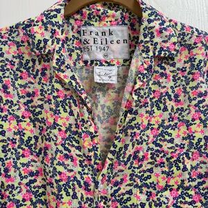 NWOT Frank & Eileen Linen Button
Down in Neon Floral